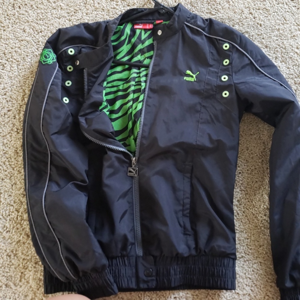 Womens Puma windbreaker jacket